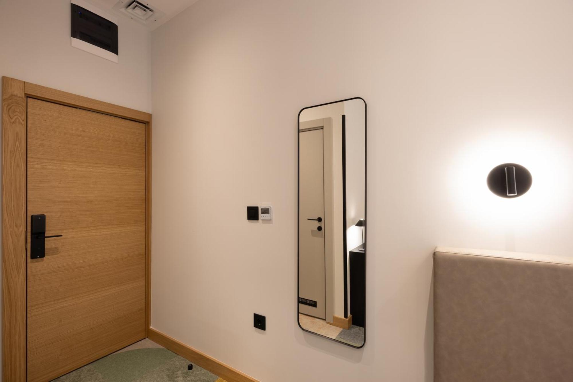 Hop Inn Rooms & Suites Belgrado Buitenkant foto